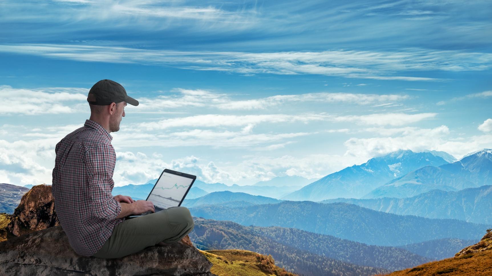 Jak CRM online wspiera pracę zdalną